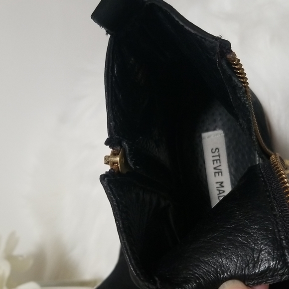 Steve Madden 'Nyrvana' Leather Ankle Boots - Picture 13 of 14